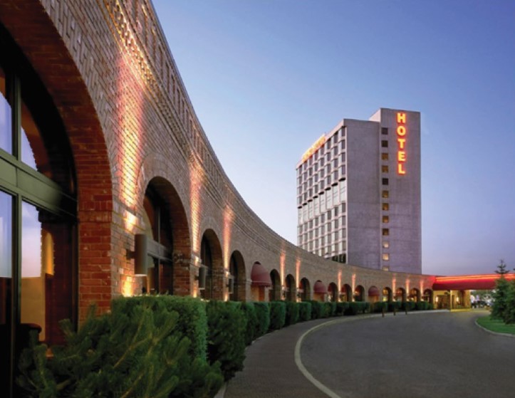 Cambridge Red Deer Hotel & Conference Centre | 3310 50 Ave, Red Deer, AB T4N 3X9, Canada | Phone: (403) 346-2091
