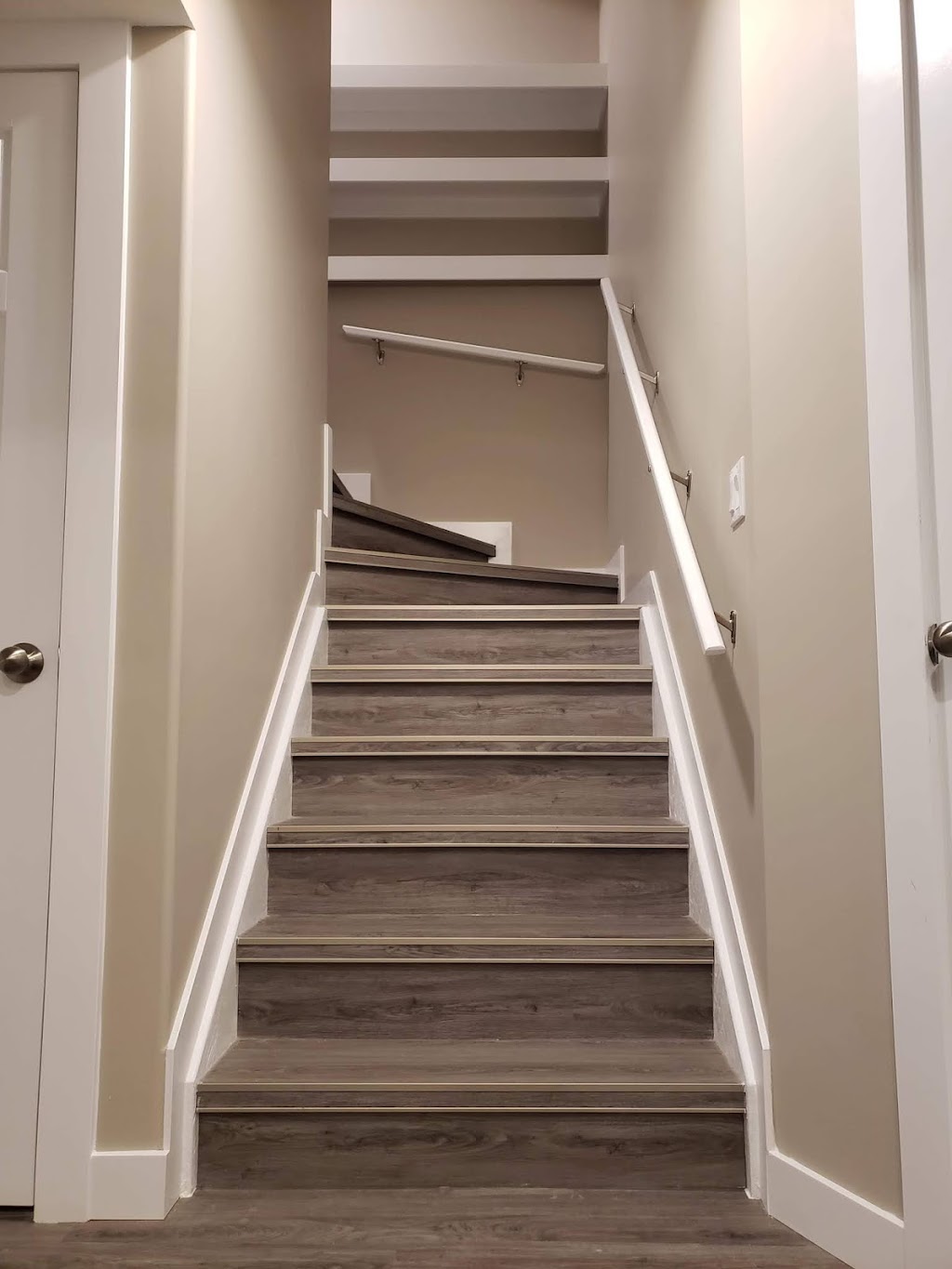 Square Win Basements | 122 Springwood Way, Spruce Grove, AB T7X 0S7, Canada | Phone: (587) 988-8780
