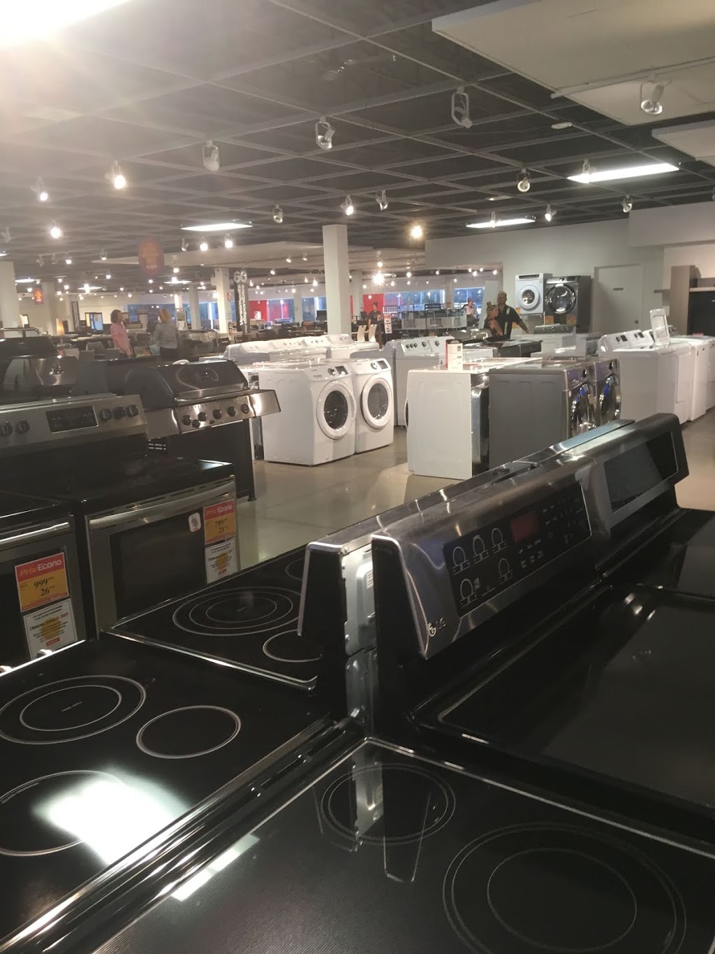 EconoMax | 8220 Boulevard Taschereau, Brossard, QC J4X 2T2, Canada | Phone: (450) 999-2764