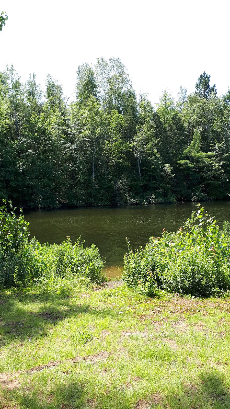 Auberge Lac Tomas | 200 Chemin du Golf, Saint-Didace, QC J0K 2G0, Canada