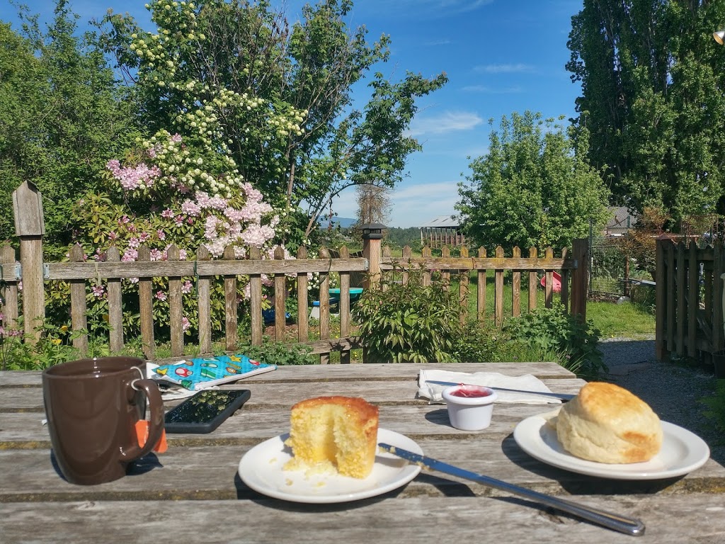 Rhododendron Cafe | 5521 Chuckanut Dr, Bow, WA 98232, USA | Phone: (360) 766-6667