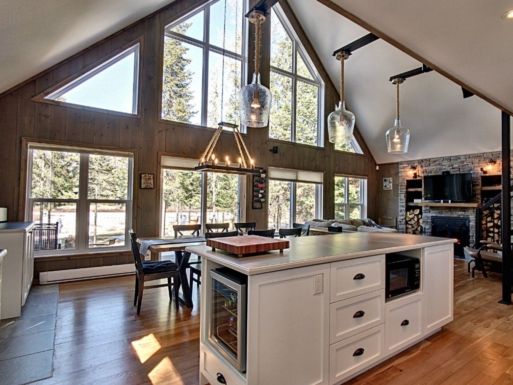 Chalet L’Arbôré | 11 Rue Éliette, Saint-Côme, QC J0K 2B0, Canada | Phone: (514) 969-1564
