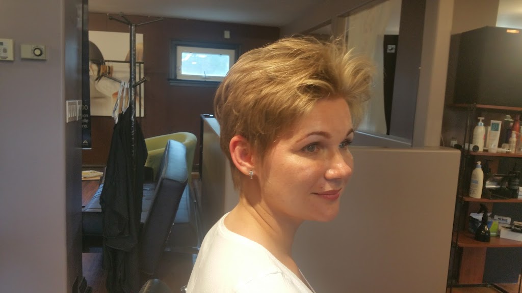 Hair Garage | 10219 112 St NW, Edmonton, AB T5K 1M7, Canada | Phone: (780) 476-4066