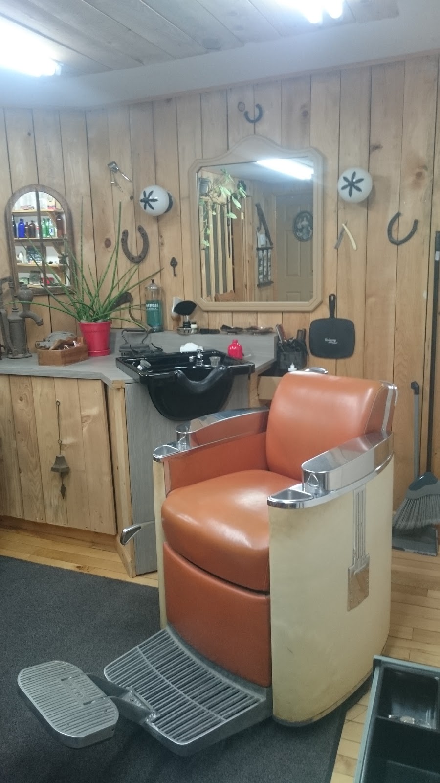 barbier rawdon | 3467 Rue Albert, Rawdon, QC J0K 1S0, Canada | Phone: (450) 917-3742