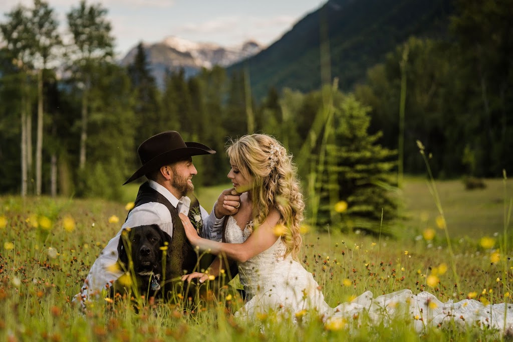 Tara Hill Studios | 1189 McDonald Ave, Fernie, BC V0B 1M1, Canada | Phone: (250) 490-7325