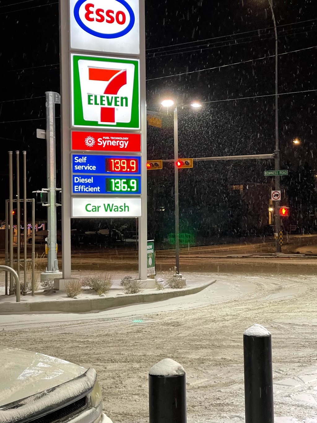 7-Eleven | 7908 Bowness Rd NW, Calgary, AB T3B 0H2, Canada | Phone: (403) 681-8463