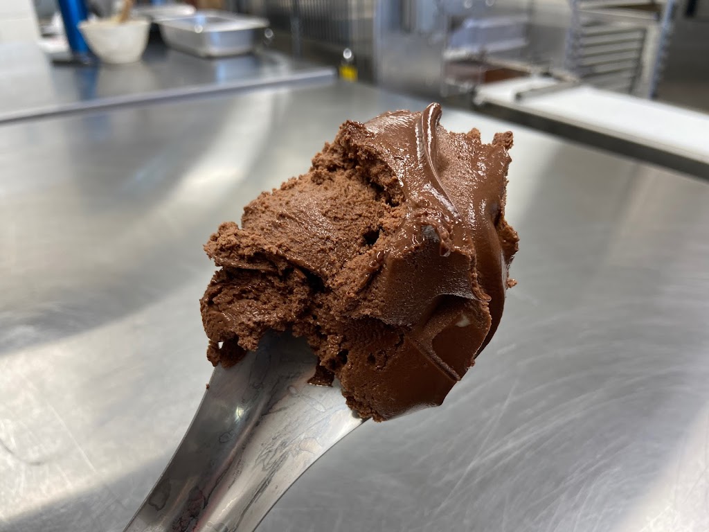 Chocolate & Company | 14834 Yonge St, Aurora, ON L4G 1N2, Canada | Phone: (905) 503-0285