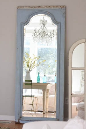 Toronto Residential Downsizing Services | 129 Gough Ave, Toronto, ON M4K 3N9, Canada | Phone: (416) 465-2424
