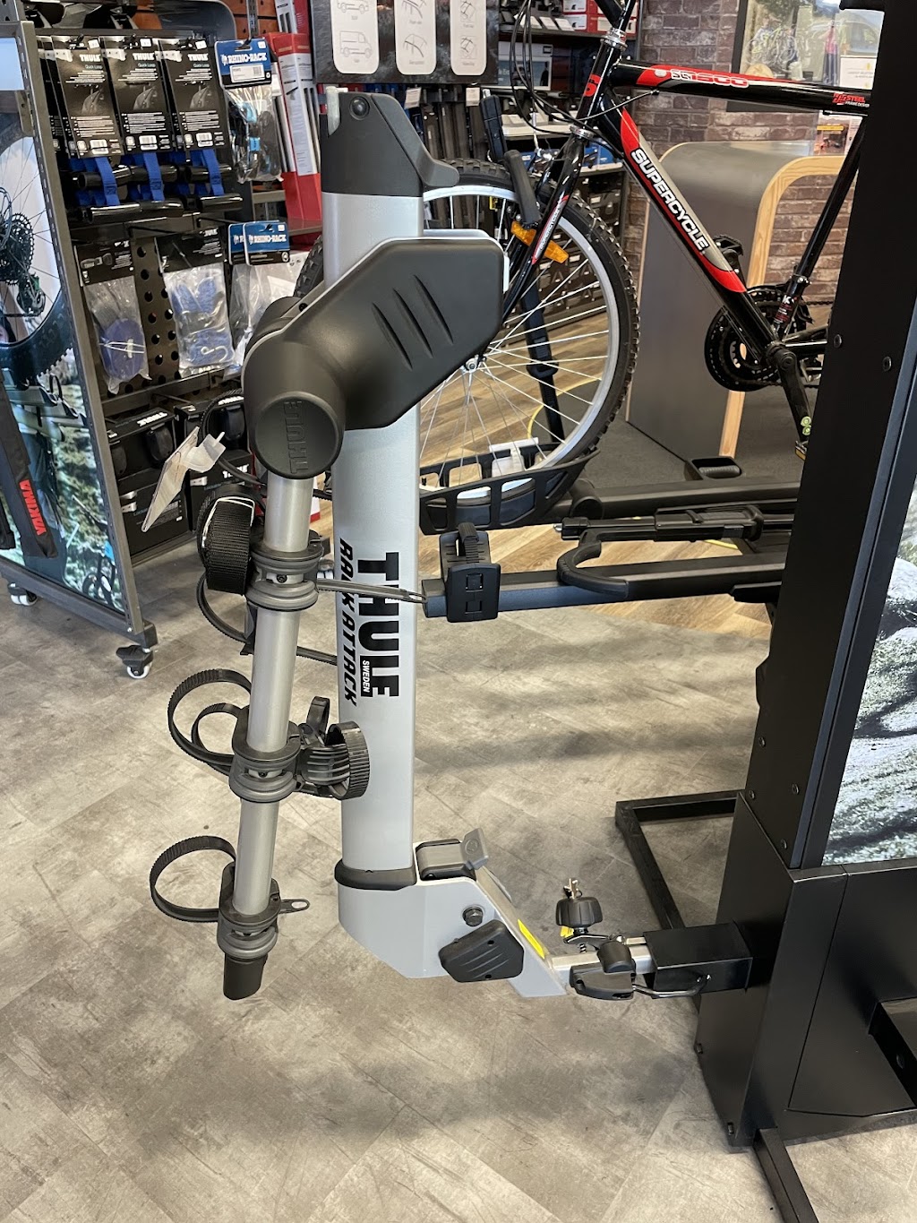 Rack Attack Kitchener | 500 Fairway Rd S Suite 130, Kitchener, ON N2C 1X3, Canada | Phone: (226) 271-0482