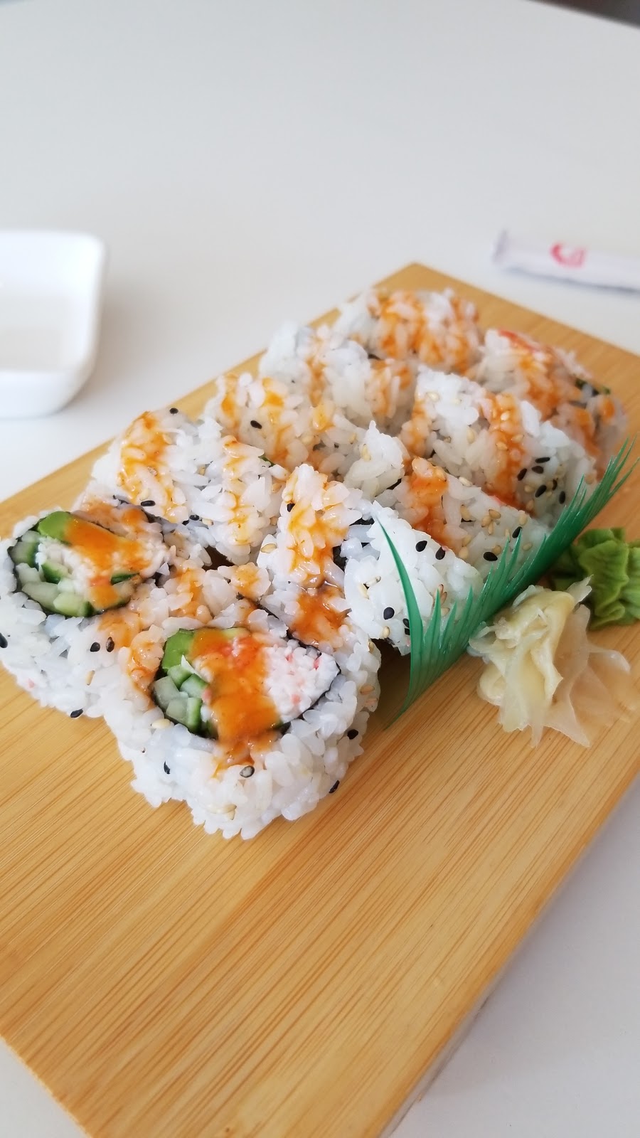 SUSHI KING | 941 Lakeshore Rd E, Mississauga, ON L5E 1E3, Canada | Phone: (905) 990-5511