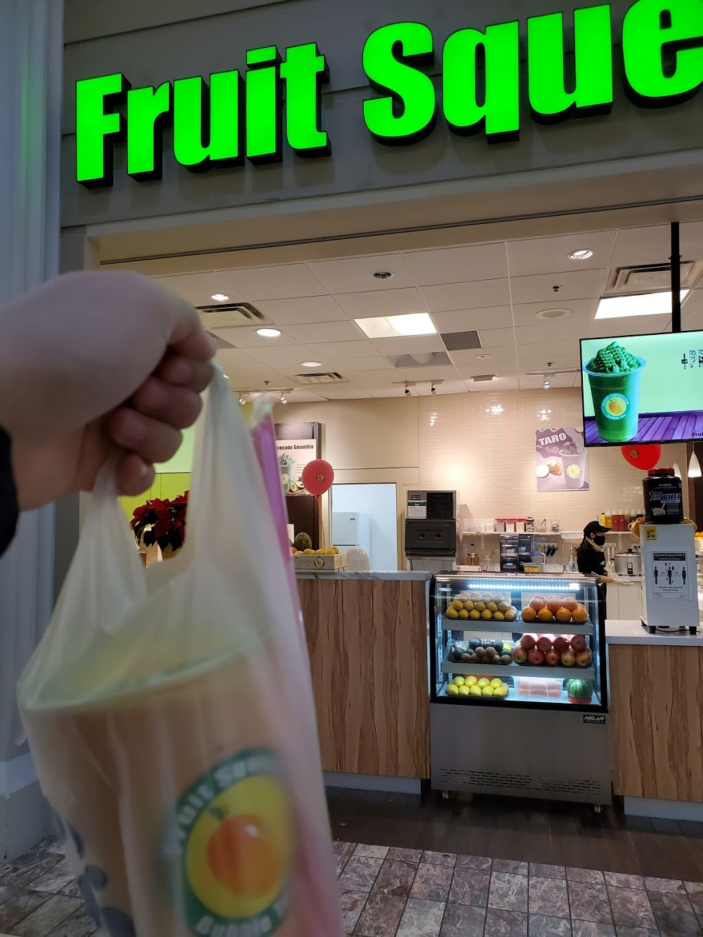 Fruit squeezed Bubble tea | 2225 Erin Mills Pkwy #60A, Mississauga, ON L5K 1T9, Canada | Phone: (647) 606-6146