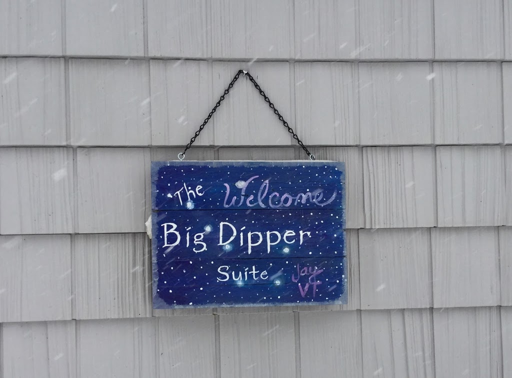 The Big Dipper Suite | 68 Tamarack Rd, Jay, VT 05859, USA | Phone: (802) 673-4008