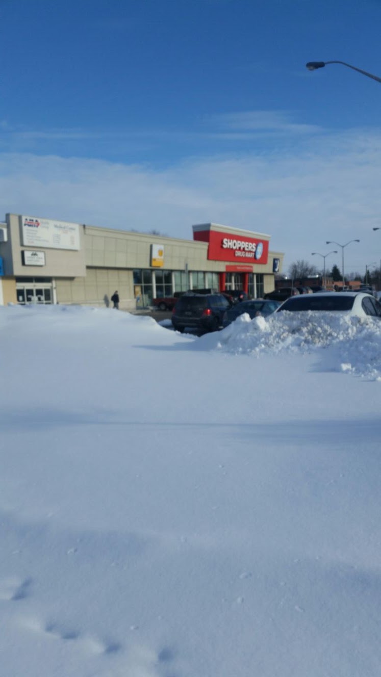 The Canadian Plaza | 1657 Dundas St, London, ON N5W 3C6, Canada