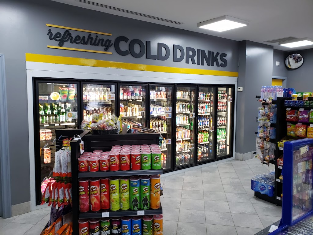 Ultramar Parkhill | 105 Parkhill Main St, Parkhill, ON N0M 2K0, Canada | Phone: (519) 294-6555