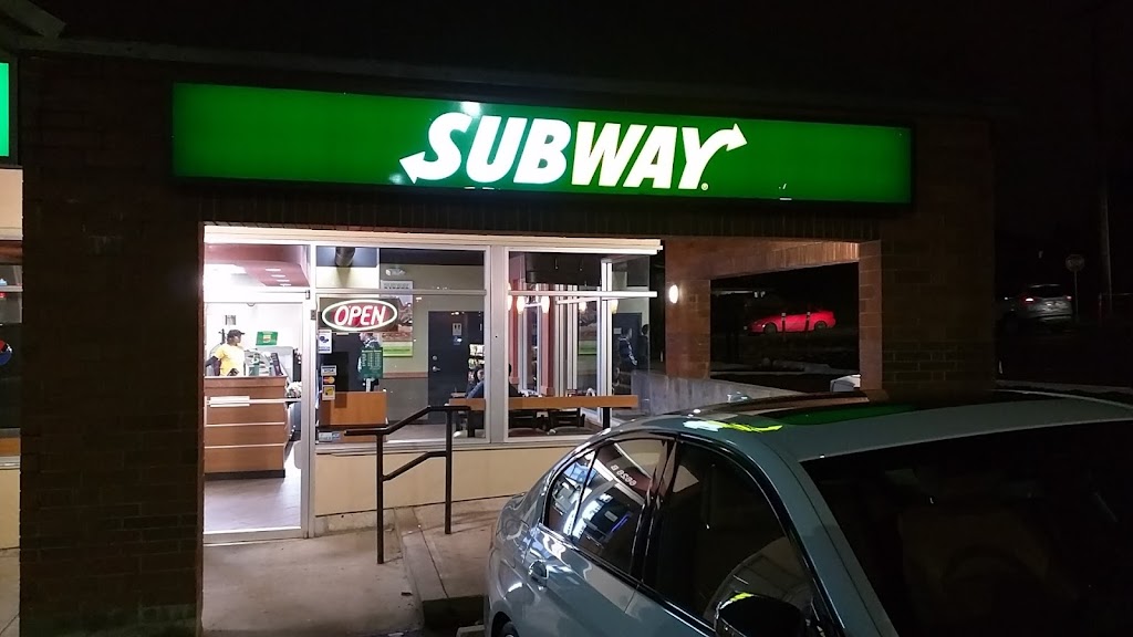 Subway | 6626B E Hastings St, Burnaby, BC V5B 1S2, Canada | Phone: (604) 299-0449