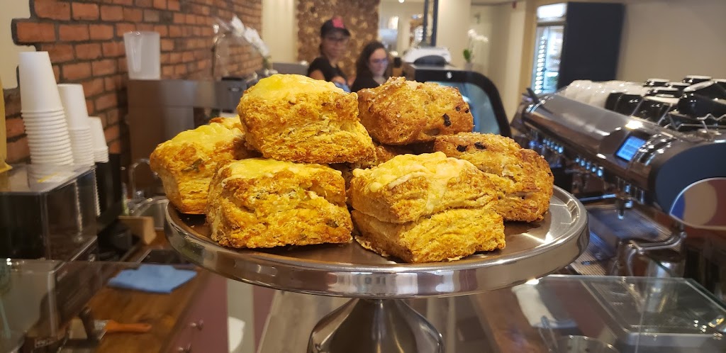 Belles Bakery | 262 Dupont St, Toronto, ON M5R 1V7, Canada | Phone: (416) 929-7767