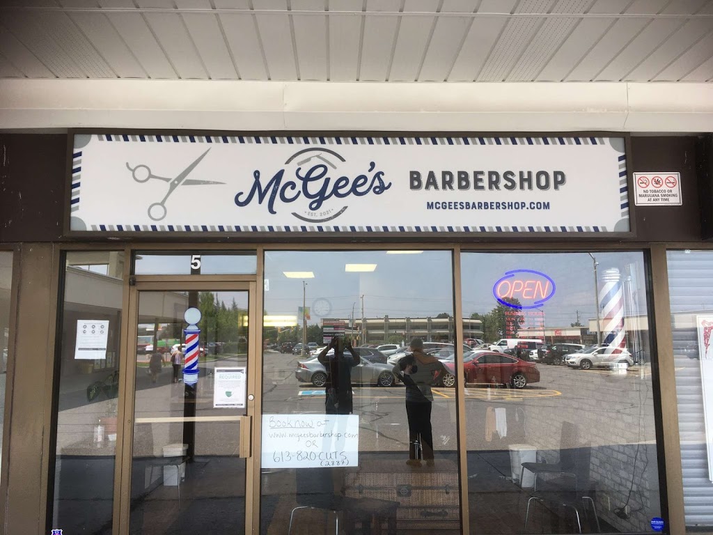 McGees Barbershop | 250 Greenbank Rd, Ottawa, ON K2H 8X4, Canada | Phone: (613) 820-2887
