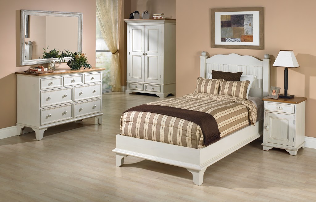 Camlen Inc | Lakeside (store, 336 Rue Victoria #110, Knowlton, QC J0E 1V0, Canada | Phone: (450) 243-5785
