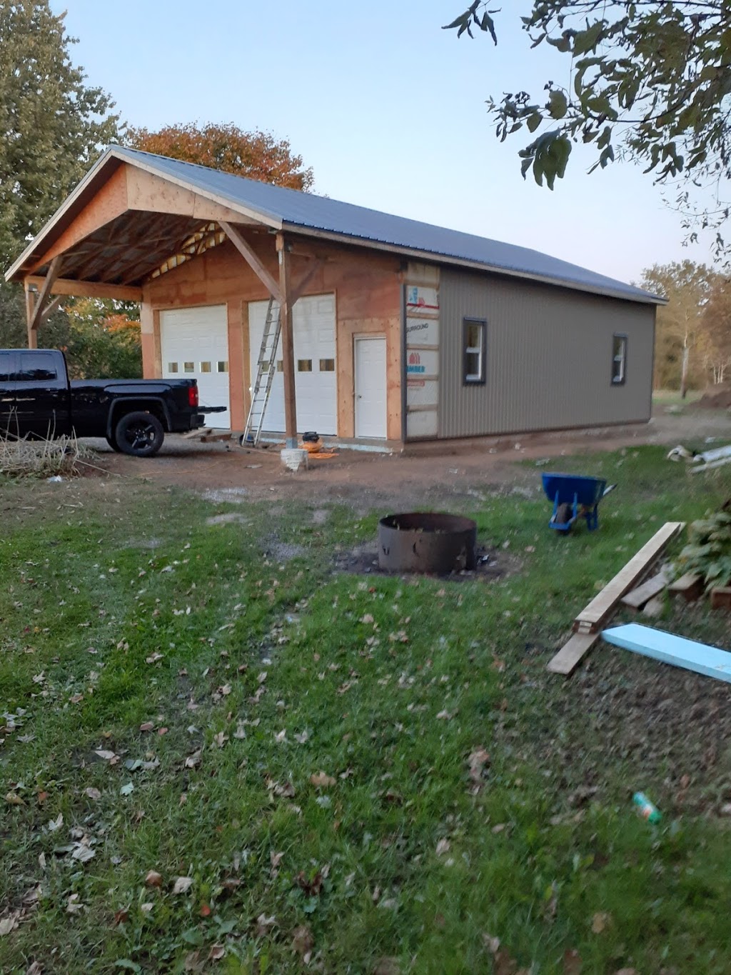 Abes Wood & Metal | 952 Norfolk County Rd 28, Clear Creek, ON N0E 1C0, Canada | Phone: (226) 448-3496