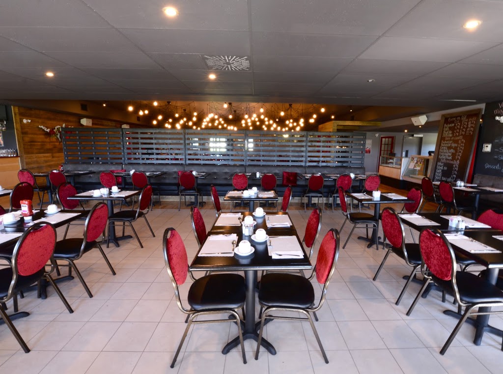 Restaurant Le Saint-janvier | 384 Route Centrale, Joly, QC G0S 1M0, Canada | Phone: (418) 415-1313