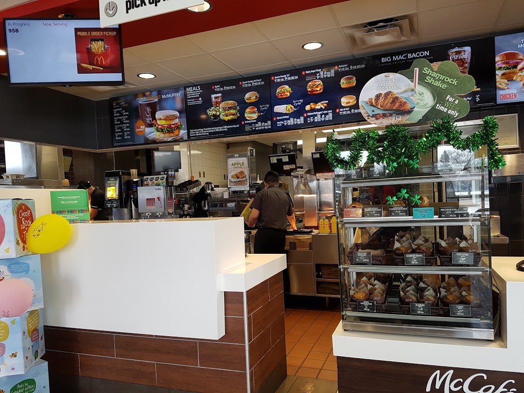 McDonalds | 630 Pembina Hwy, Winnipeg, MB R3M 3J7, Canada | Phone: (204) 949-6091
