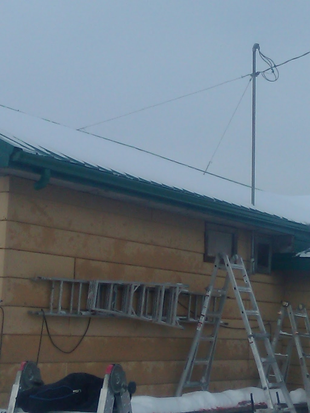 Abram Peters Roofing | 4626 51 Ave, Willingdon, AB T0B 4R0, Canada | Phone: (587) 280-2279