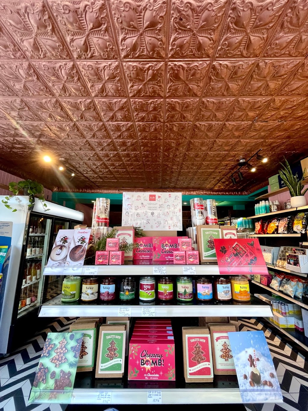 Dépanneur Écodep La Générale | 1290 Avenue Laurier E, Montréal, QC H2J 1H1, Canada | Phone: (514) 419-2992