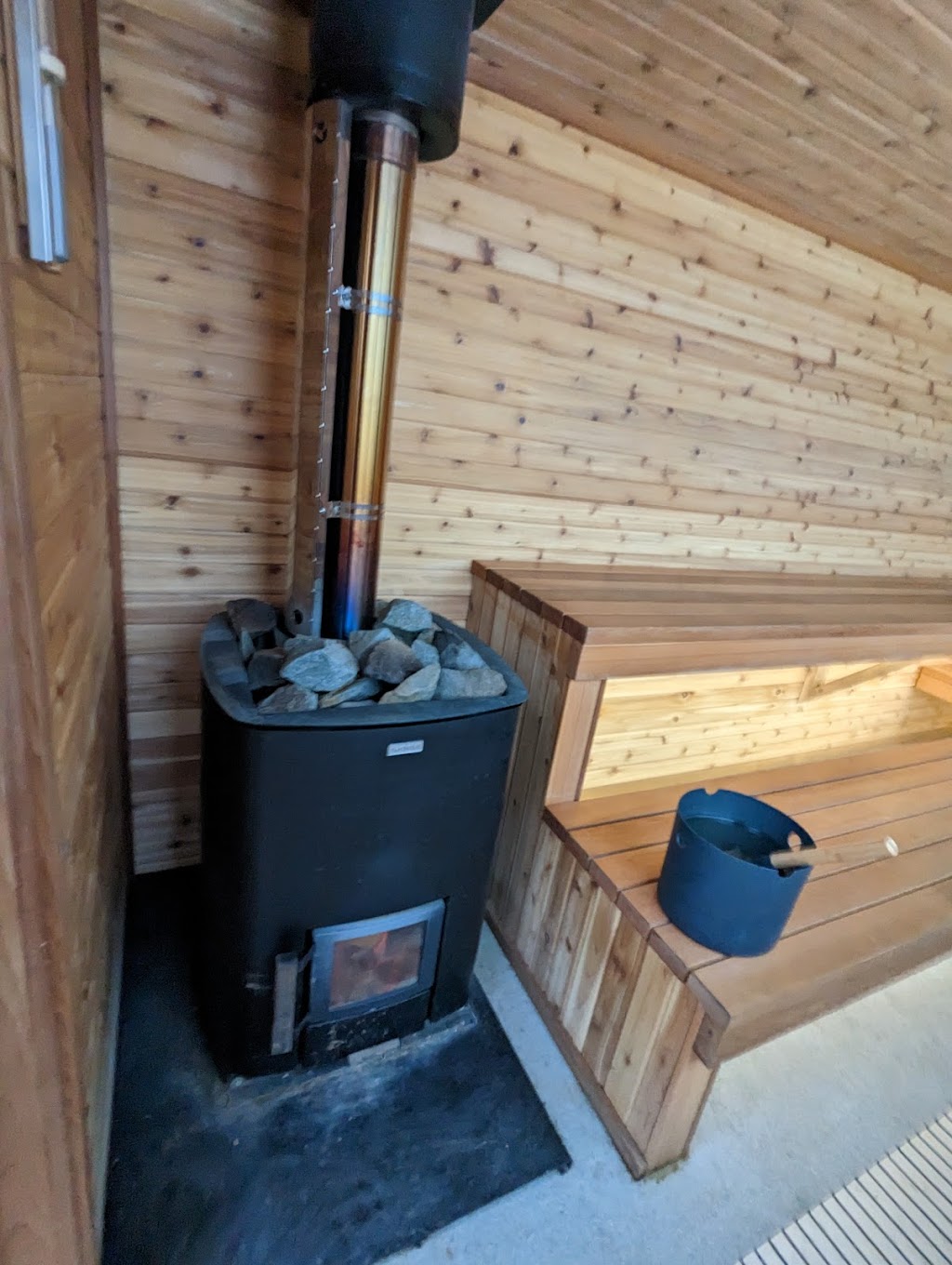 Solstice sauna North Hatley | Sauna social | 2070 Chem. du Lac, North Hatley, QC J0B 2C0, Canada | Phone: (819) 201-7621