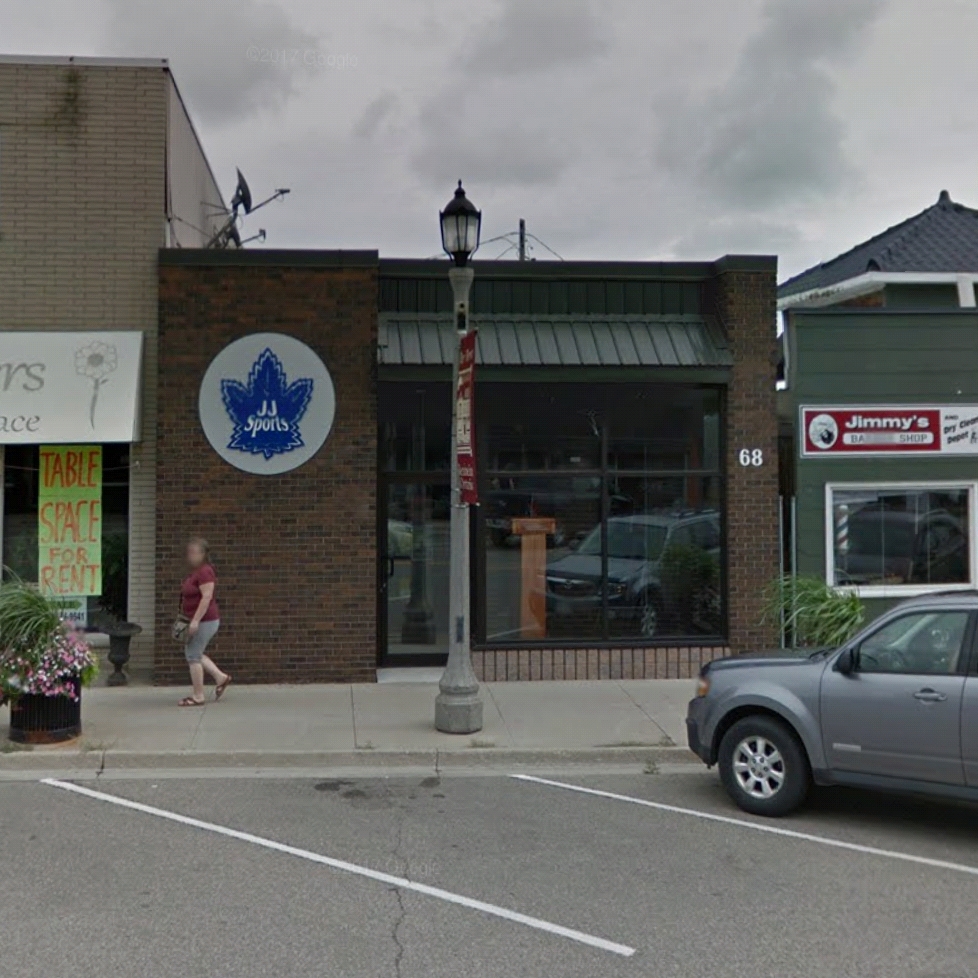 JJ Sports & Collectibles | 68 Talbot St W, Blenheim, ON N0P 1A0, Canada | Phone: (519) 676-5195