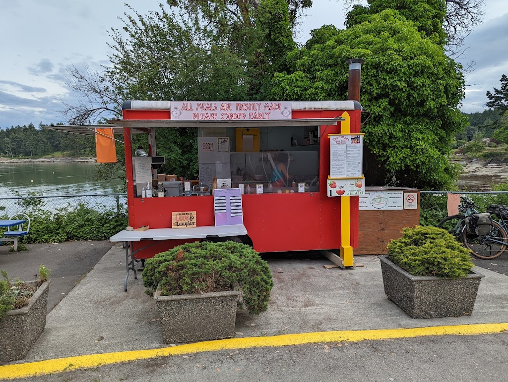 Max & Moritz | Sturdies Bay, Galiano Island, BC V0N 1P0, Canada | Phone: (250) 539-5888