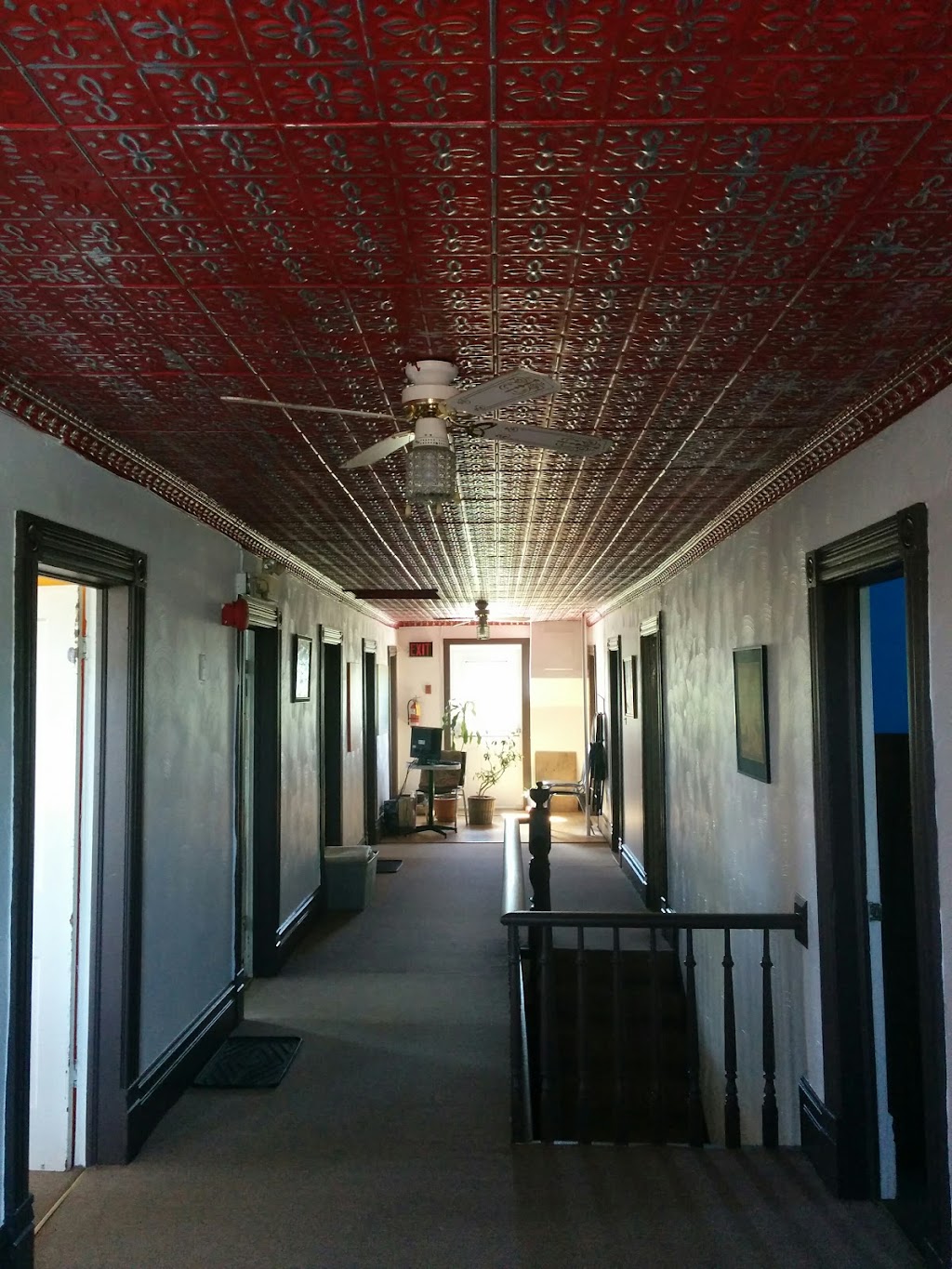 The Arlington Hostel & Pub | 32990 ON-62, Maynooth, ON K0L 2S0, Canada | Phone: (613) 338-2080