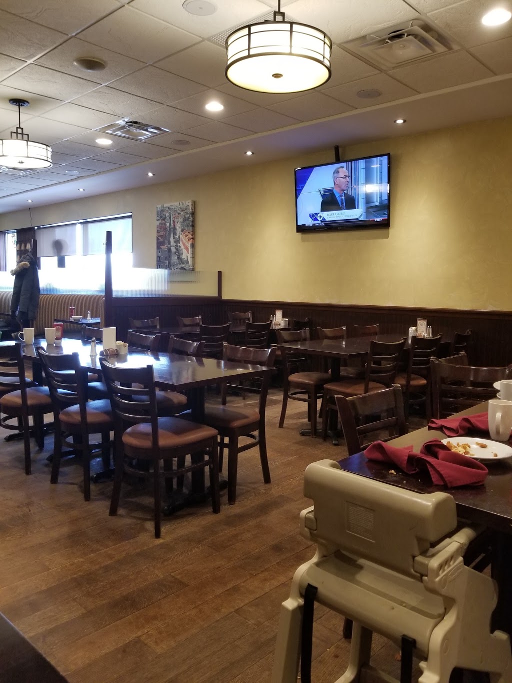 Park West Inn | 525 Dale Blvd, Winnipeg, MB R3R 2J8, Canada | Phone: (204) 895-8200