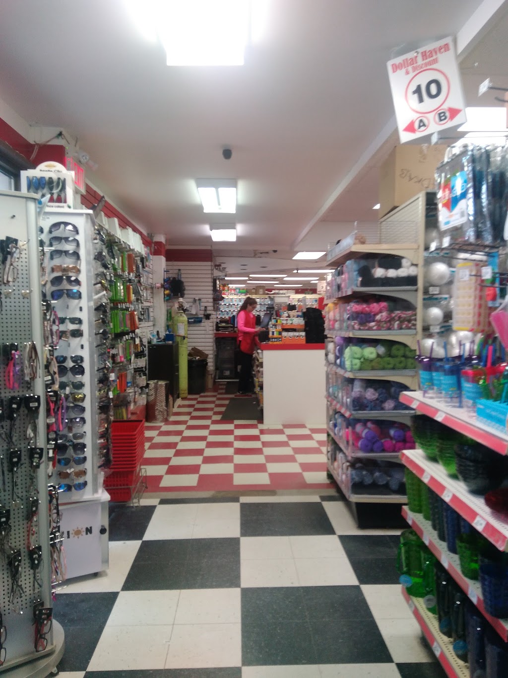 Dollar Haven & Discount | store | 385 Waterloo, New Hamburg, ON N3A 1S6, Canada | 5196626742 OR +1 519-662-6742