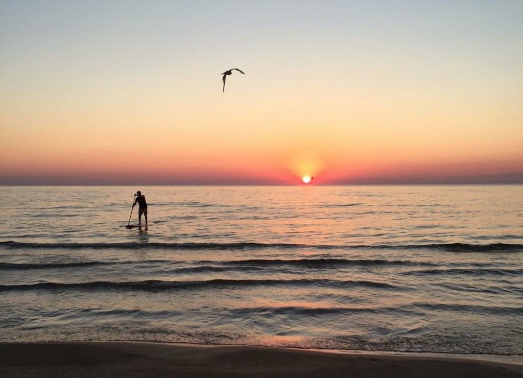 Sunset Hollow Cottages | 1151 2nd Ave S, Sauble Beach, ON N0H 2G0, Canada | Phone: (888) 367-7431