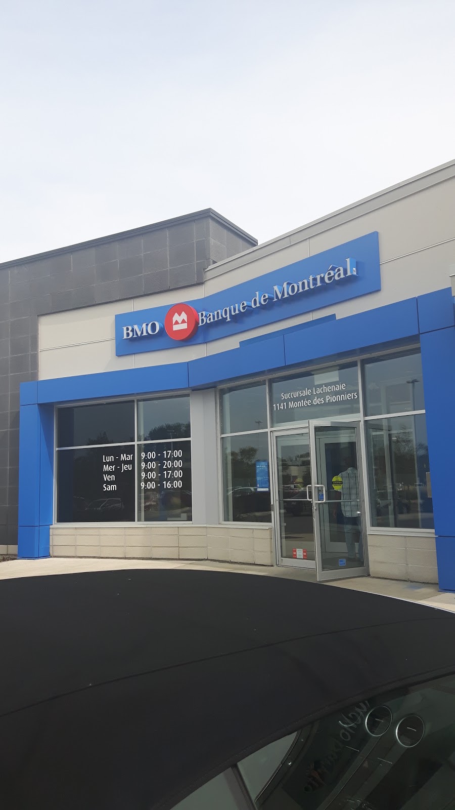 BMO Bank of Montreal | 1141 Montée des Pionniers, Terrebonne, QC J6V 0E1, Canada | Phone: (450) 654-2902