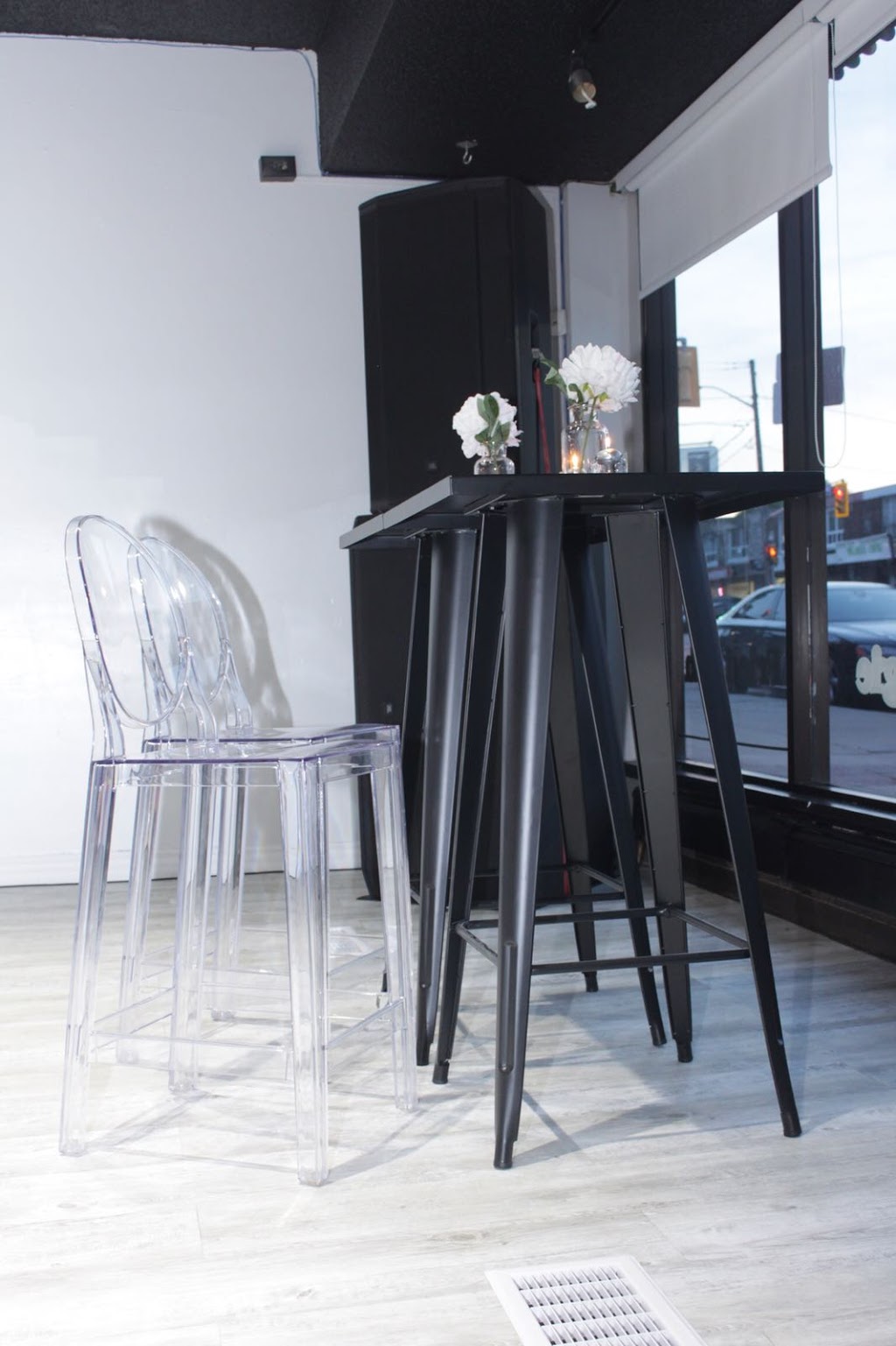 Sankofa Lounge | 1653 Eglinton Ave W, York, ON M6E 2H1, Canada | Phone: (416) 787-0098