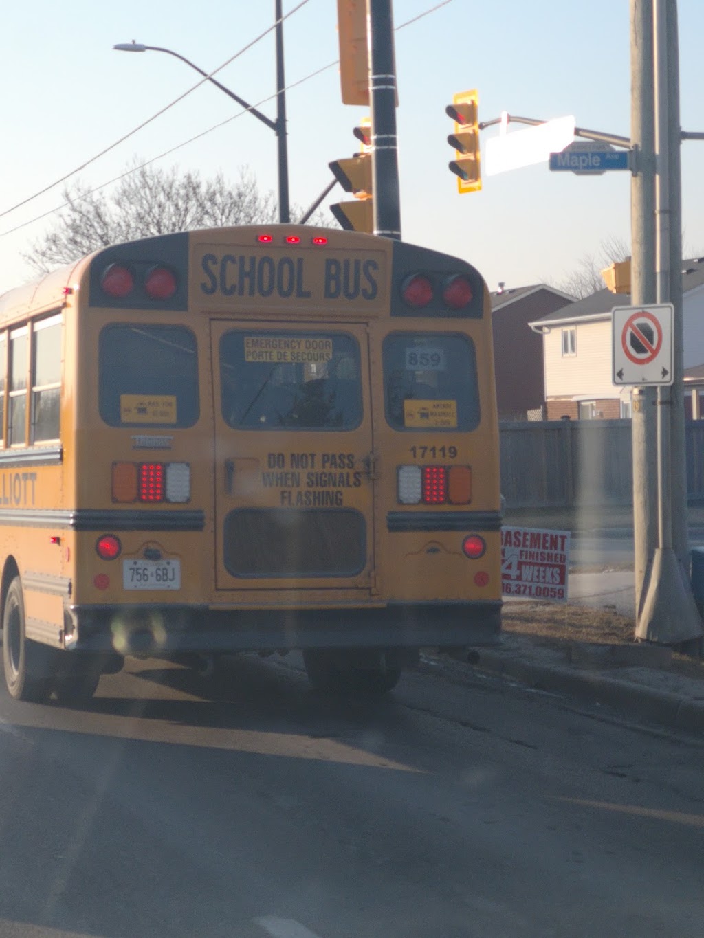 Elliott Coach Lines | 760 Victoria Rd S, Guelph, ON N1L 1C6, Canada | Phone: (519) 822-5225