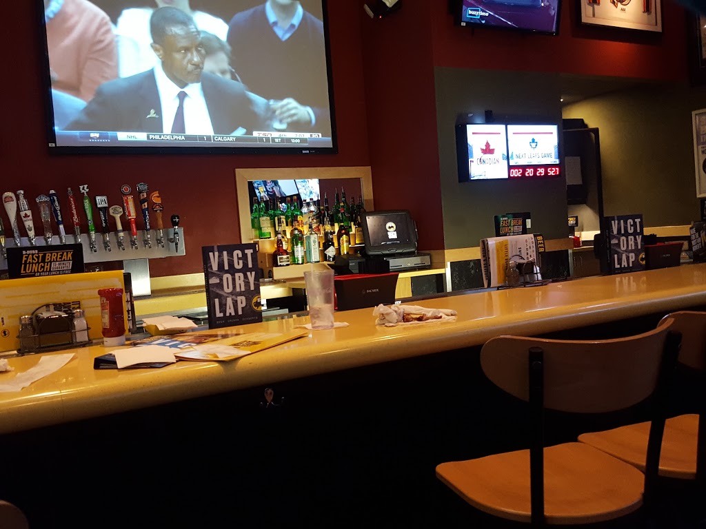 Buffalo Wild Wings | 139 Park Pl Blvd, Barrie, ON L4N 6P1, Canada | Phone: (705) 722-9548