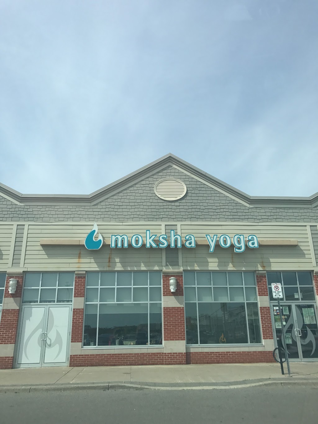 Modo Yoga Maple | 1480 Major MacKenzie Dr W unit E8, Maple, ON L6A 4H6, Canada | Phone: (905) 303-8886