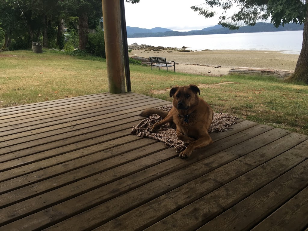 Kents Beach Resort | 14171 101 Hwy, Powell River, BC V8A 0N1, Canada | Phone: (604) 487-9386
