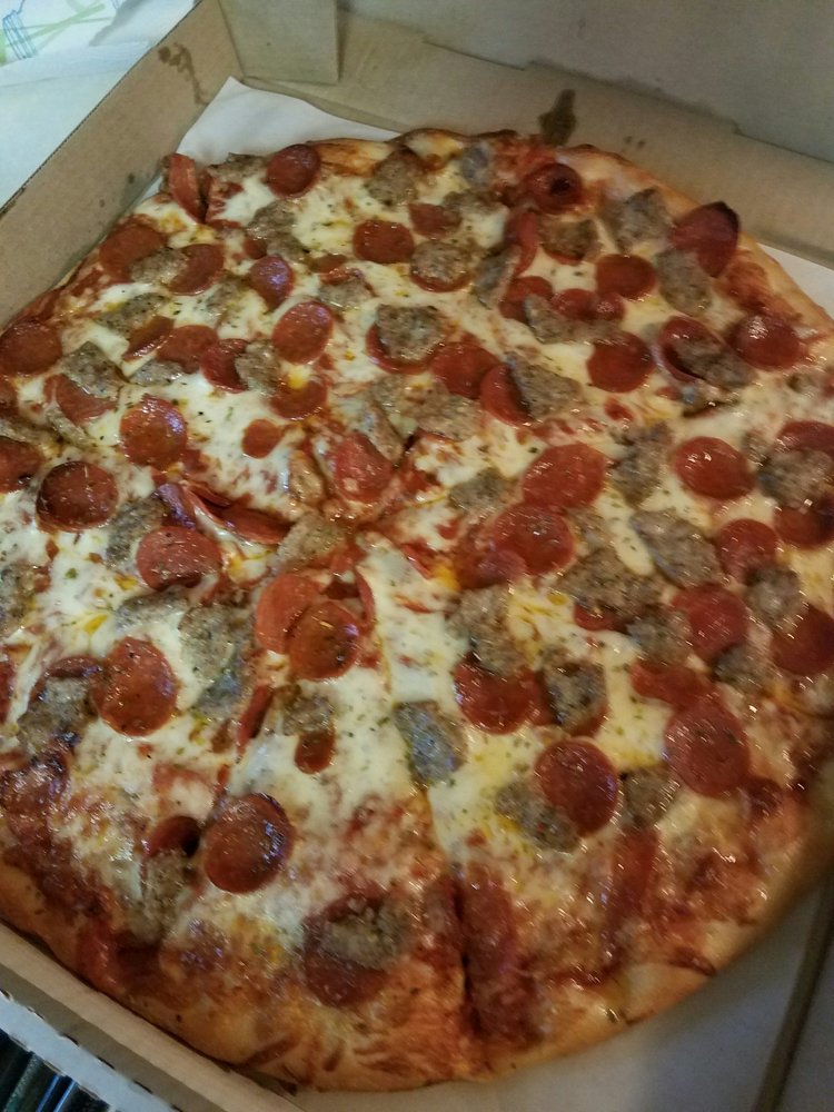 Blasdell Pizza & Subs | 4837 Southwestern Blvd, Hamburg, NY 14075, USA | Phone: (716) 649-9090