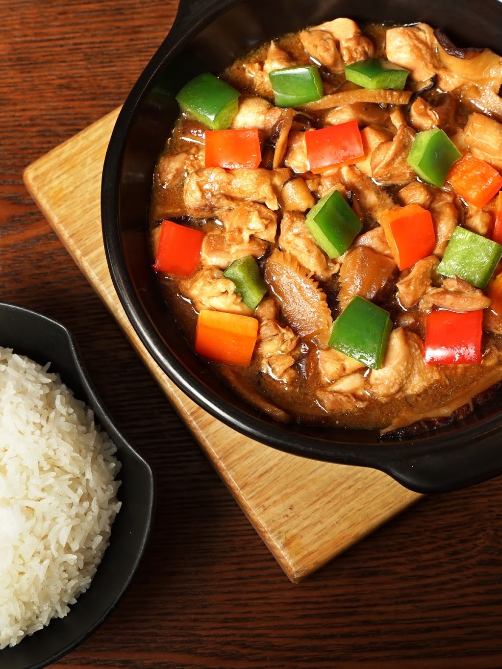 Yangs Braised Chicken Rice(Aurora) | 16025 Bayview Ave C5, Aurora, ON L4G 3L4, Canada | Phone: (905) 713-2333