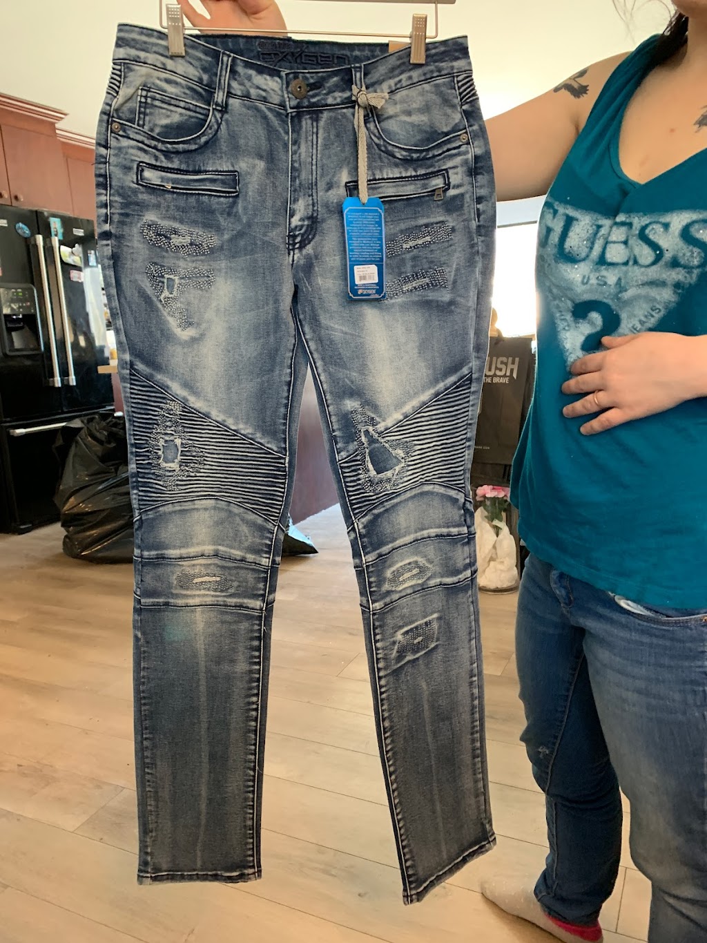 Vêtements Boutik Crystel | 26 Rue Richard, Saint-Lin - Laurentides, QC J5M 1V6, Canada | Phone: (514) 348-8042