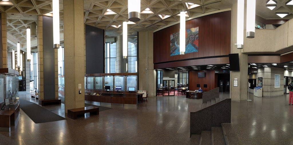 John P. Robarts Research Library | 130 St George St, Toronto, ON M5S 1A5, Canada | Phone: (416) 978-8450