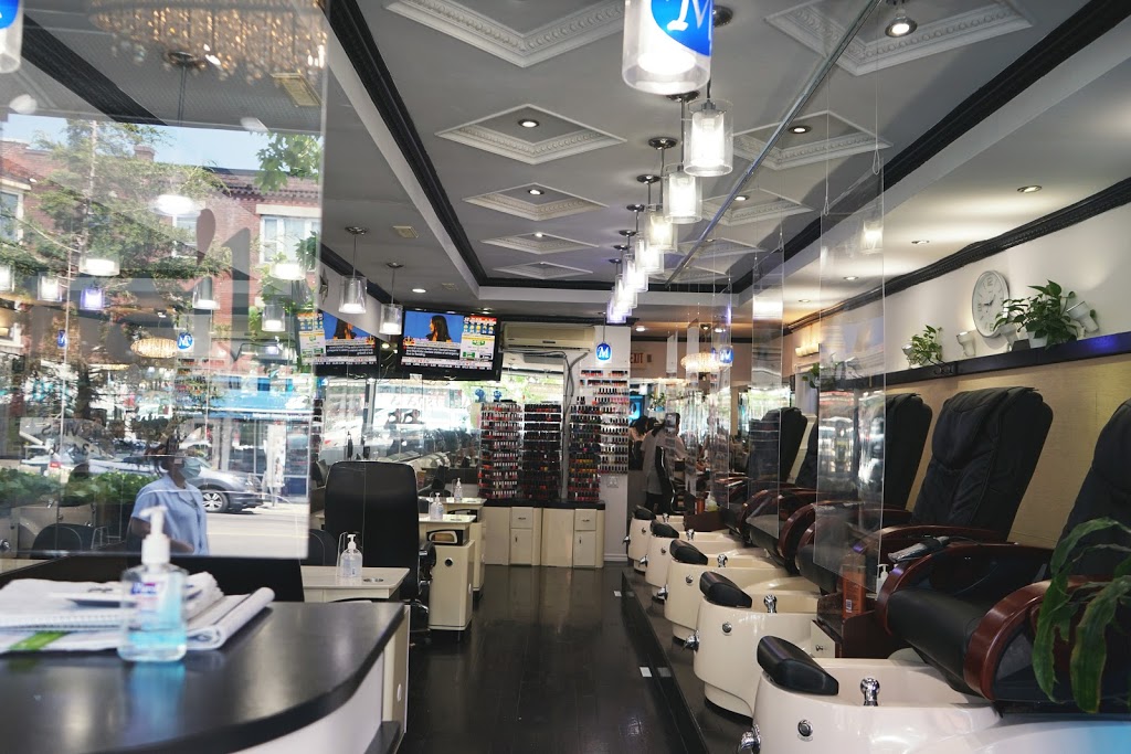 M Nails | 117 Danforth Ave, Toronto, ON M4K 1N2, Canada | Phone: (647) 349-6611