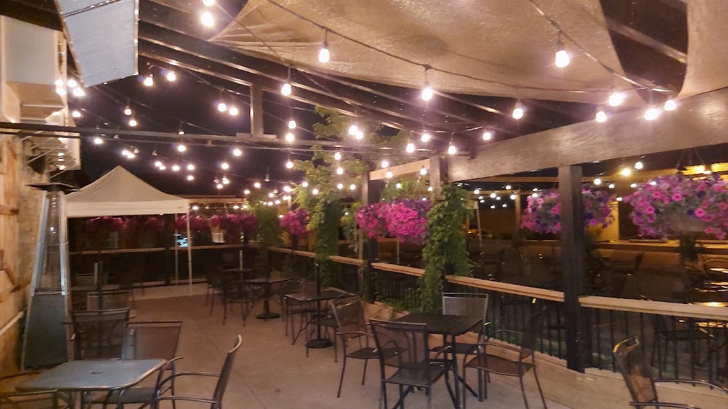 Mill Street & 5 American House | 324 Dundas St E, Waterdown, ON L0R 2H0, Canada | Phone: (905) 690-1058