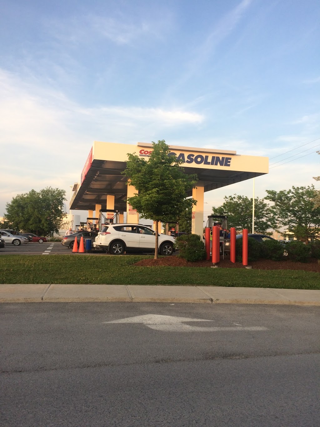 Costco Gas Nepean | 123 Roydon Pl, Nepean, ON K2E 1A6, Canada | Phone: (613) 727-4786