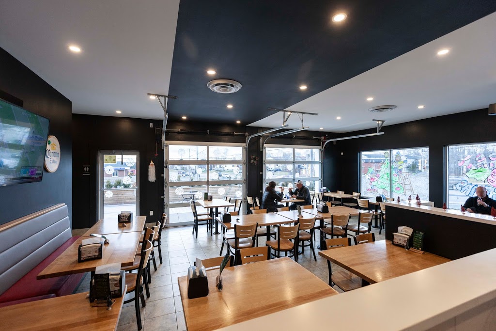 Pizzatown | 225 Cobequid Rd, Lower Sackville, NS B4C 1Z8, Canada | Phone: (902) 865-5555