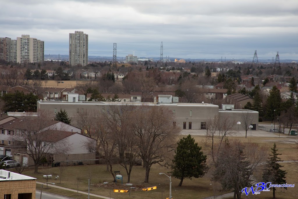 Brookmill Boulevard Junior Public School | 25 Brookmill Blvd, Scarborough, ON M1W 2L5, Canada | Phone: (416) 396-6090
