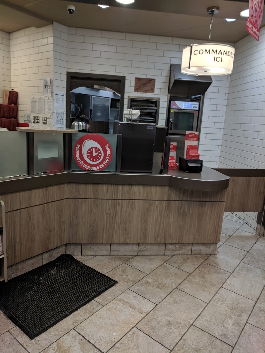Tim Hortons | 697 Rue Larivière, Chambly, QC J3L 1L4, Canada | Phone: (450) 658-3330